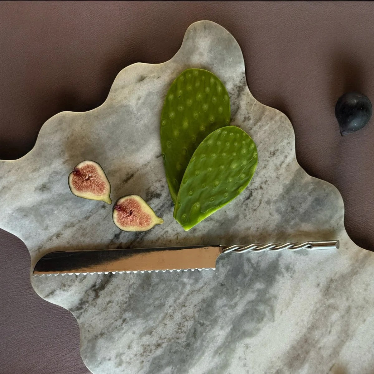 Kora Marble Serving Board (Large)