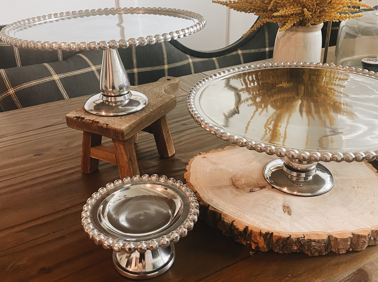 Bangle Cake Stand - Medium