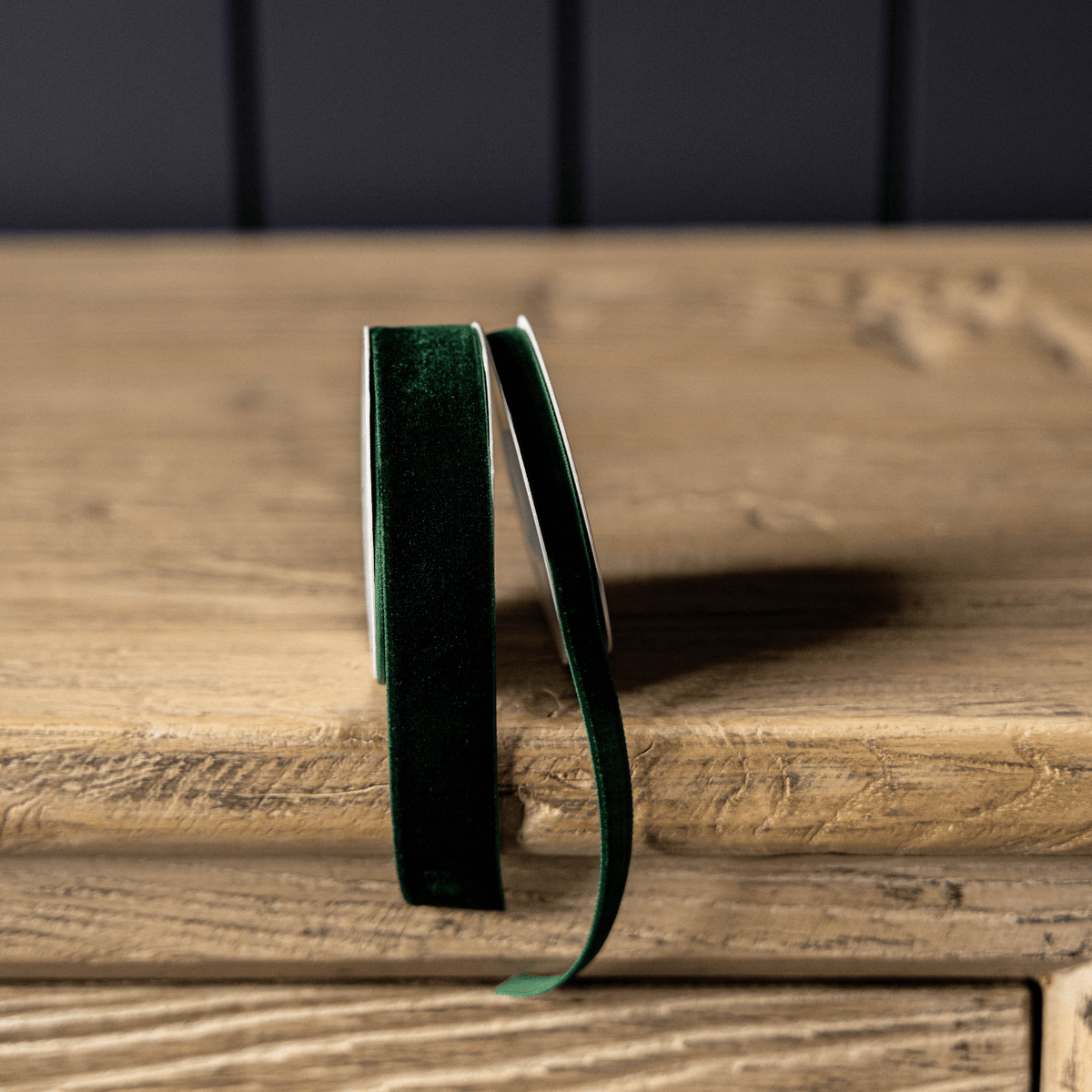 Velvet Ribbon - Emerald Green | 3/4" Width | 11 Yard Roll