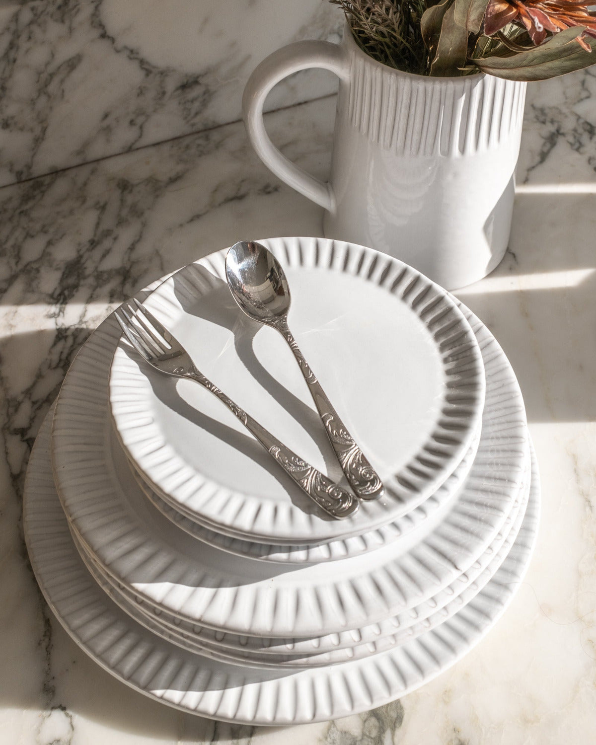 Milk White Lines Serving Tray