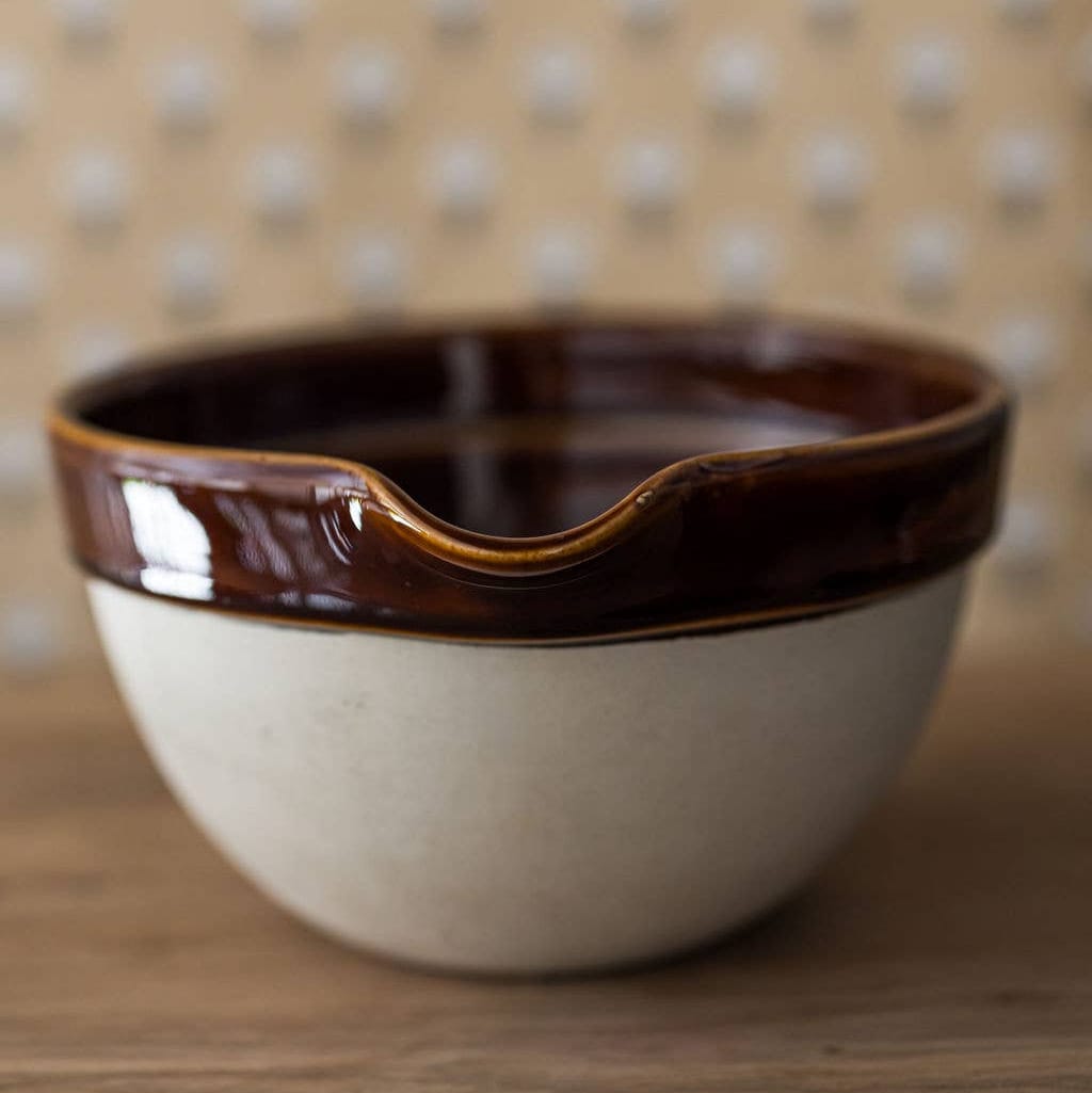 Heritage Stoneware Large Bowl 9" x 5" - Handmade